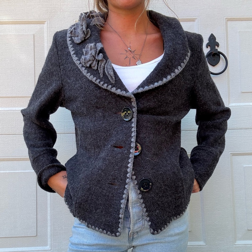 Vintage Gray Wool Jacket With Embroidered Flowers Sz PM
